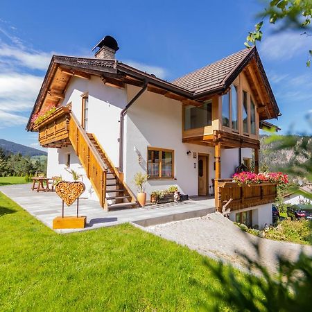 Apartment Dolomites Nest San Martino in Badia Eksteriør billede